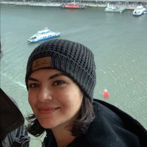 Meet your Posher, Elva